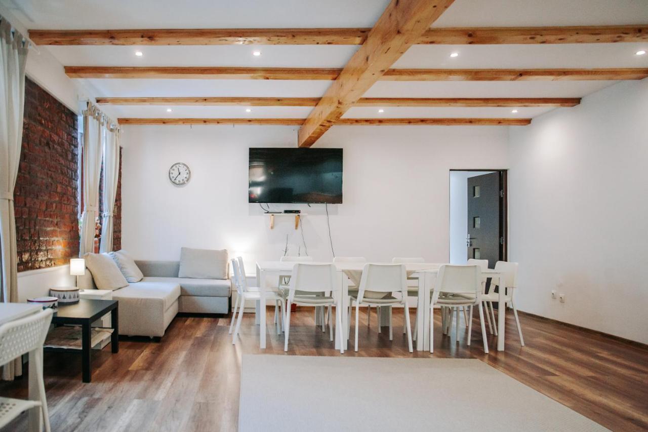 Kali Host Home Away From Home Târgu-Mureş 외부 사진