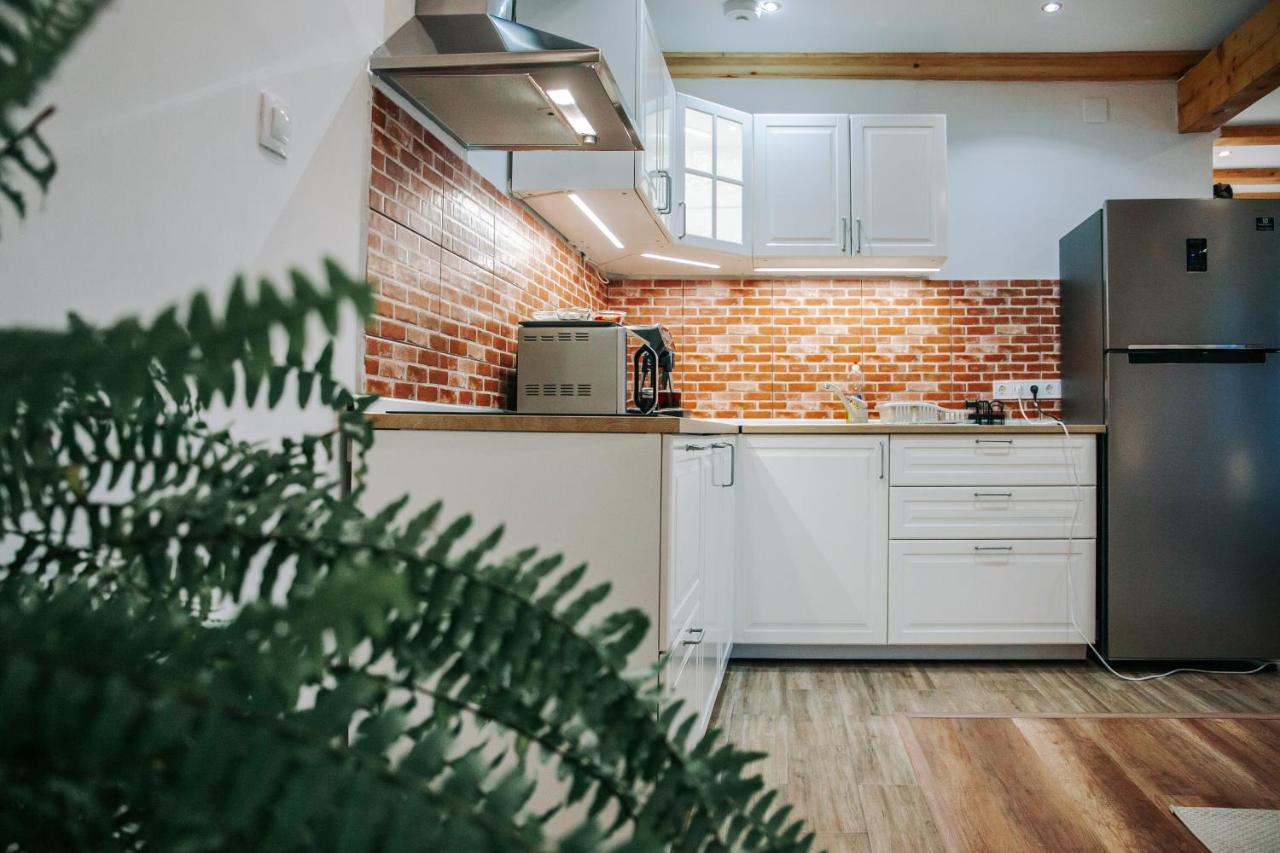 Kali Host Home Away From Home Târgu-Mureş 외부 사진