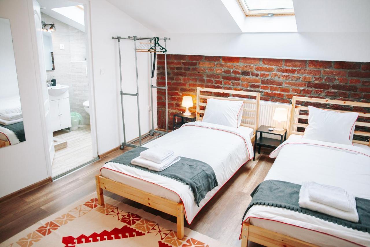 Kali Host Home Away From Home Târgu-Mureş 외부 사진