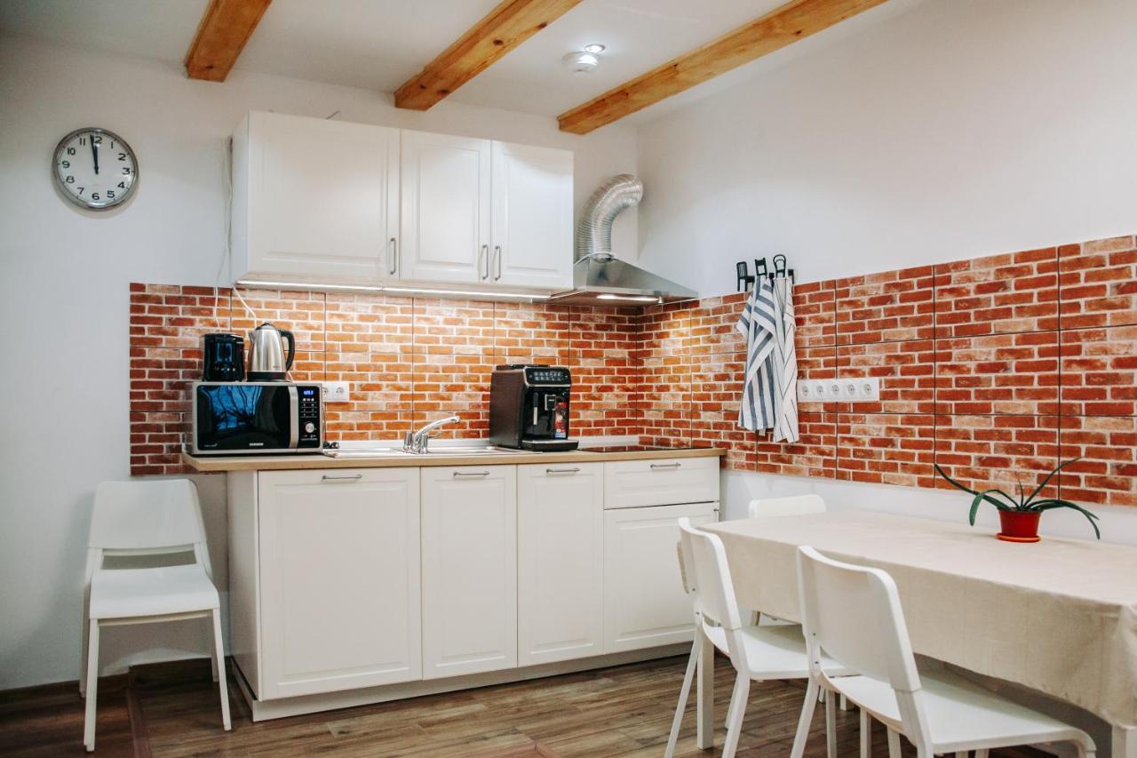 Kali Host Home Away From Home Târgu-Mureş 외부 사진