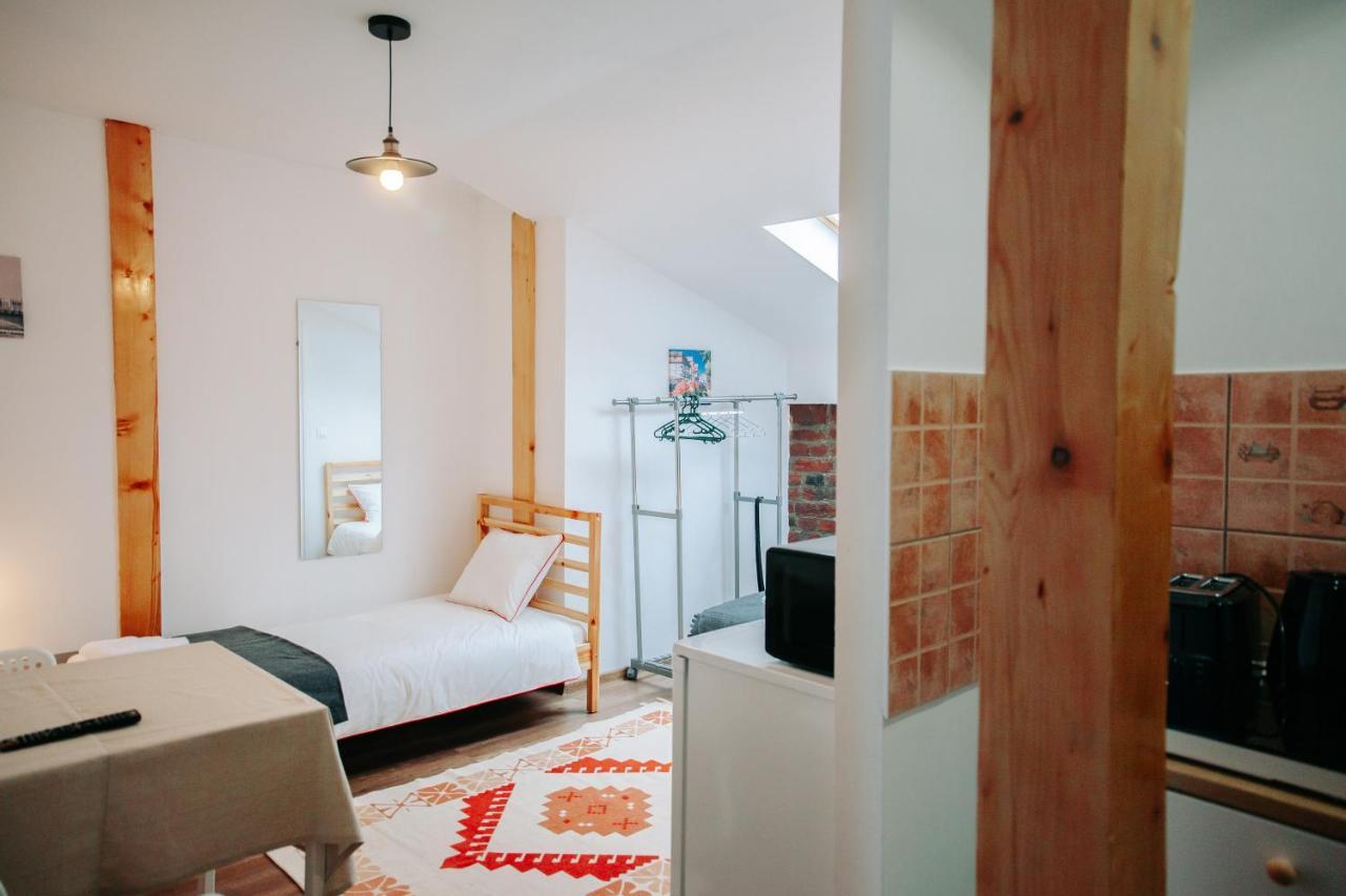 Kali Host Home Away From Home Târgu-Mureş 외부 사진