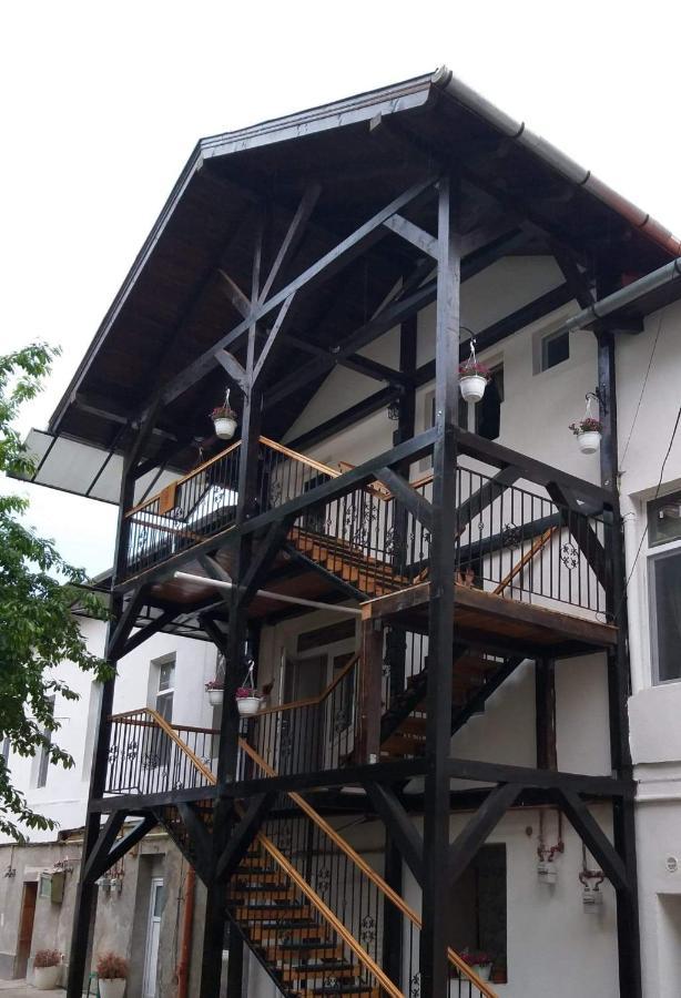 Kali Host Home Away From Home Târgu-Mureş 외부 사진